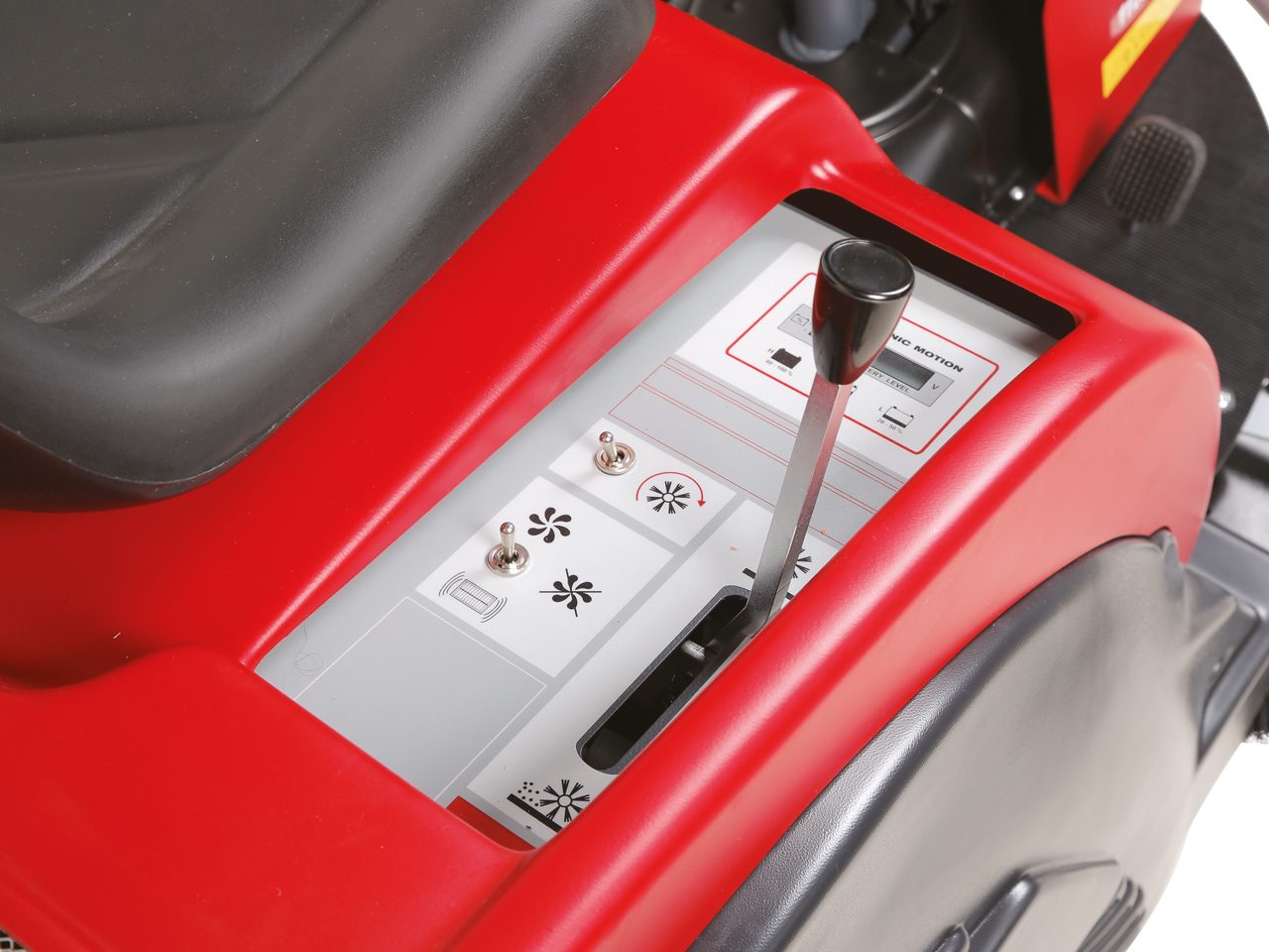 Biemmedue Arcomat Dusty 1100 ET ride-on battery powered vacuum sweepers - Image 6