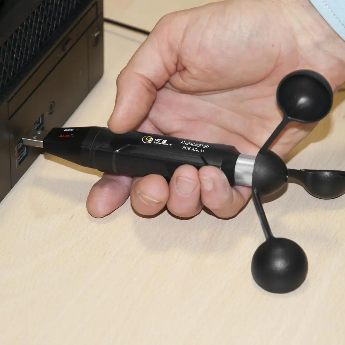 PCE Instruments PCE-ADL 11 tuulekiiruse mõõtur - Pilt 9