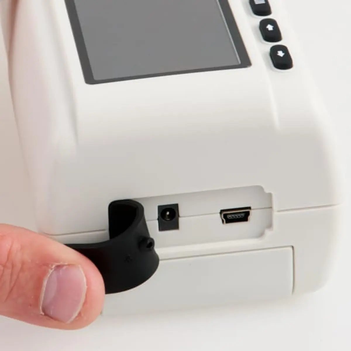 PCE Instruments PCE-CSM 4 spectrophotometer - Image 2