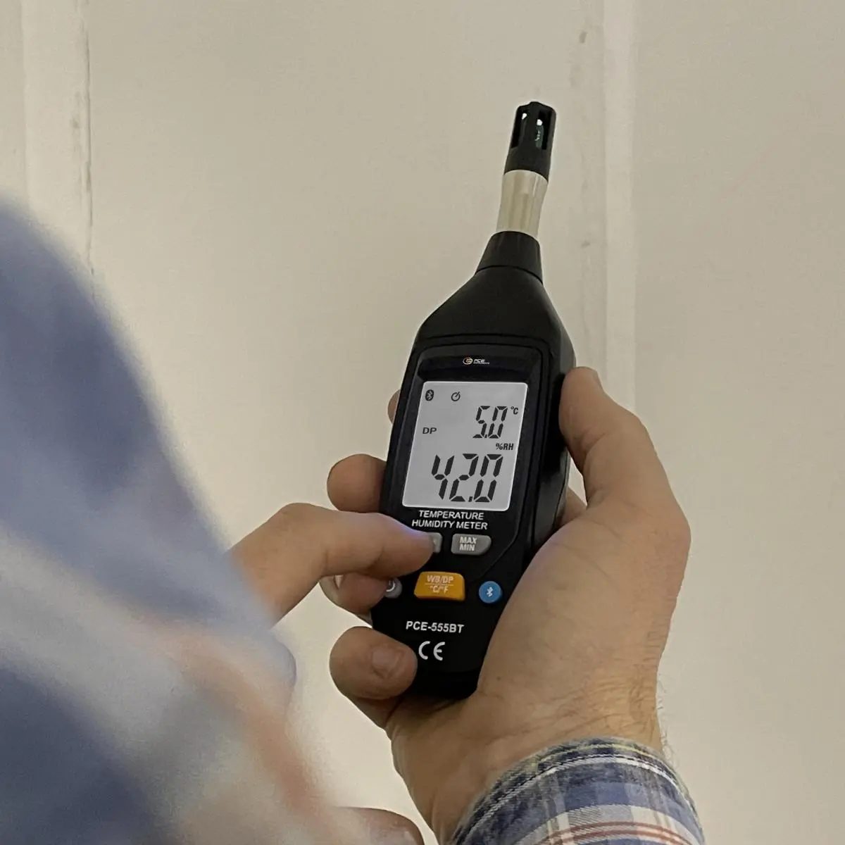 PCE Instruments PCE-555BT dew point thermometer - Image 7